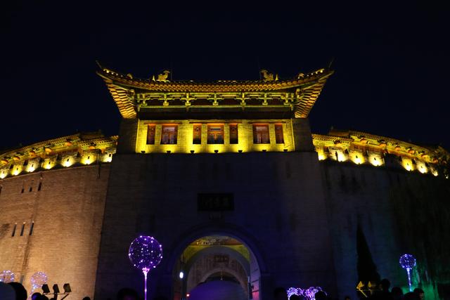 山西河南九日游，你可以和我走一样的行程，但不要和我喝的一样多