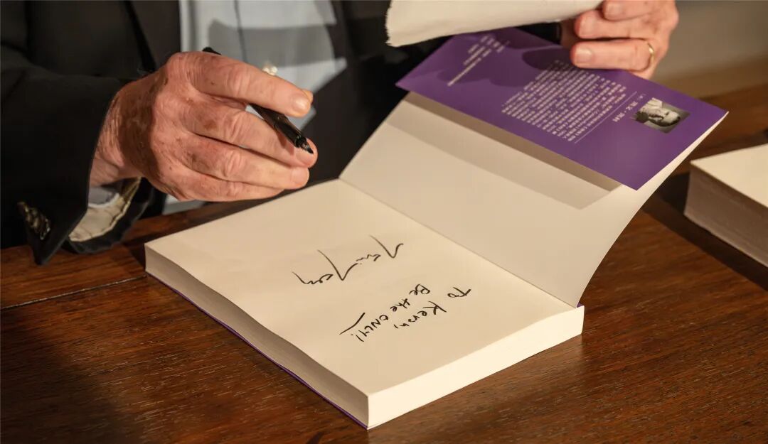 当凯文·凯利遇见中国古典家具 | 这场现代科技与古代木器的对话,藏着东方生活的未来答案 当凯文·凯利遇见中国古典家具 | 这场现代科技与古代木器的对话,藏着东方生活的未来答案