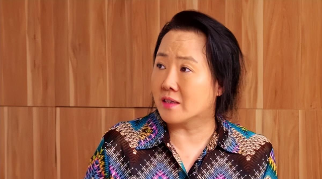 闫学晶就这样改写了自己的结局，留下的3个疑问，是时候该解开了