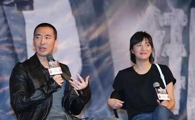 从19岁开始男人不断，半百了还没玩够，“风流才女”徐静蕾现形记