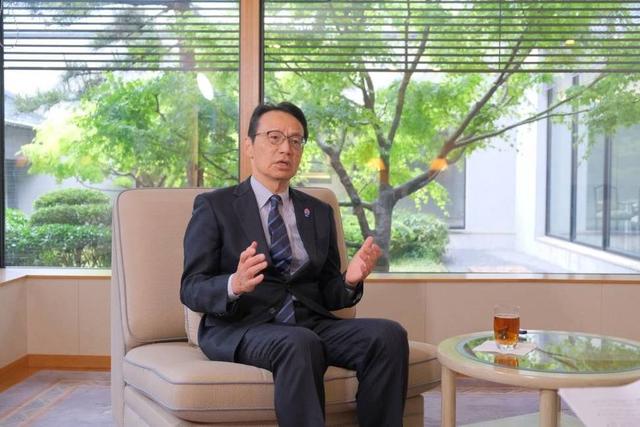 46条航线全部停飞！44万人退票，高市早苗一句话让日本损失千亿