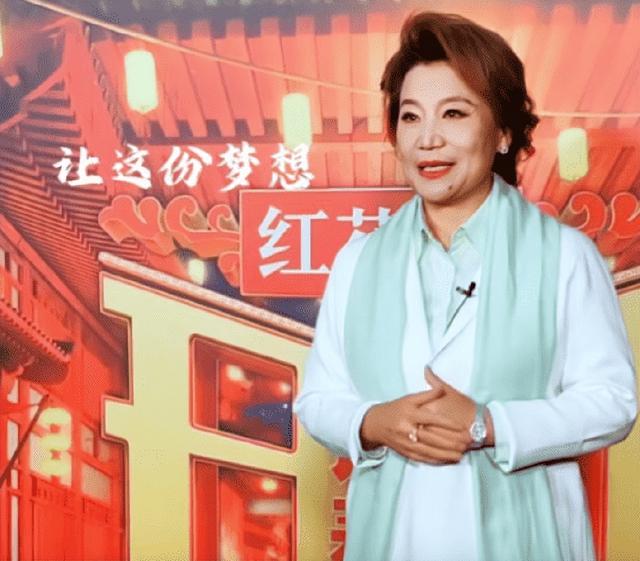 饭喂嘴里都不会吃, 和王为念离婚、艺名被收的小香玉, 终是自讨苦吃