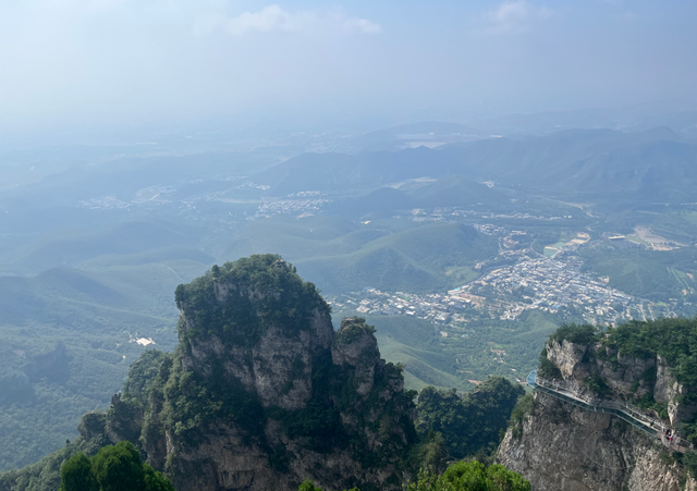 凝心聚力 勇攀高峰 | 豆状元云台山团建：1308米海拔上的豆腐人生课