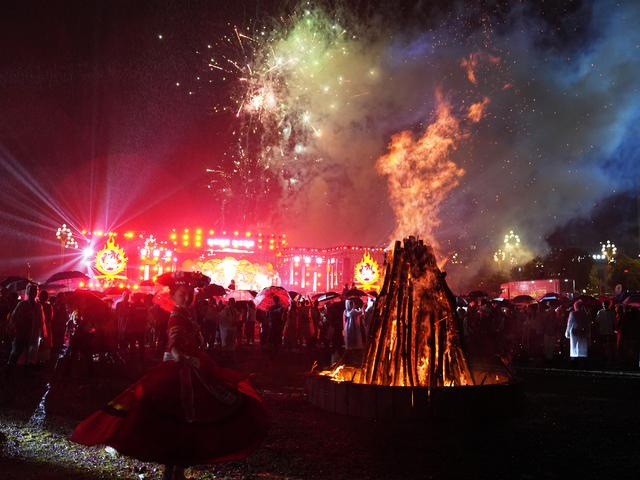 “兴旺之火·燃动百里杜鹃”篝火狂欢夜8月13日启幕 万人共赴民族盛宴