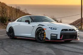 曾经只卖50万的日产超跑GT-R，终究还是停产了图片