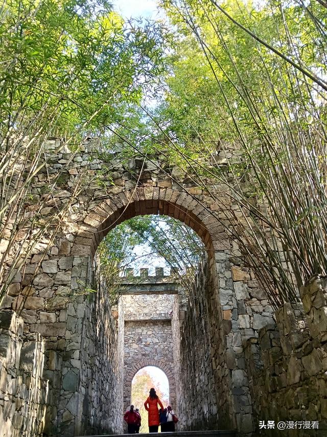 武汉城郊大别山里，藏着一座三百多年的土司城