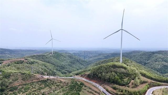 这才是5月陕西最值得去的小城！40万亩花海开爆，满城飘香！