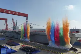 航母两攻2合1！俄媒介绍四川舰，称其为微型航母，能搭载无侦7图片