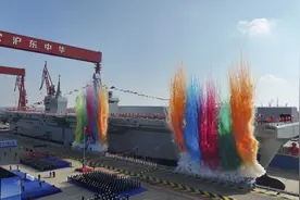 航母两攻2合1！俄媒介绍四川舰，称其为微型航母，能搭载无侦7图片