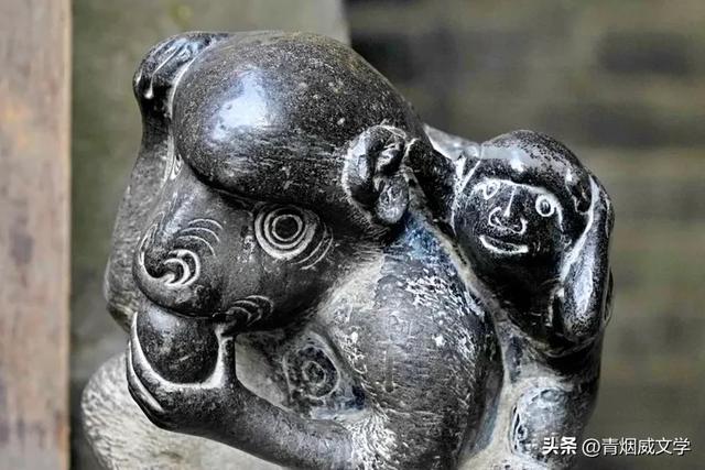 走进王家大院