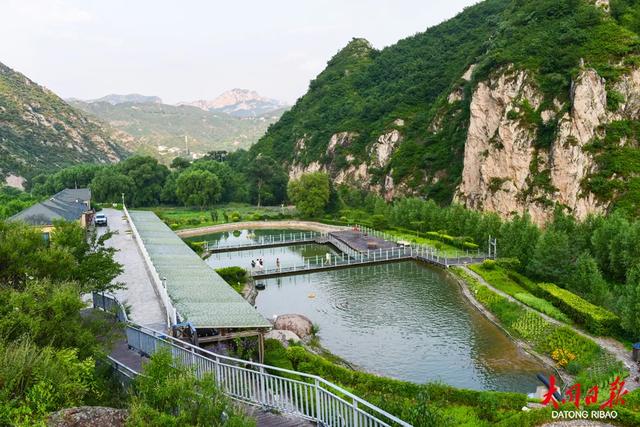 奔赴灵丘！唐河大峡谷秋景，藏着大自然的浪漫惊喜~