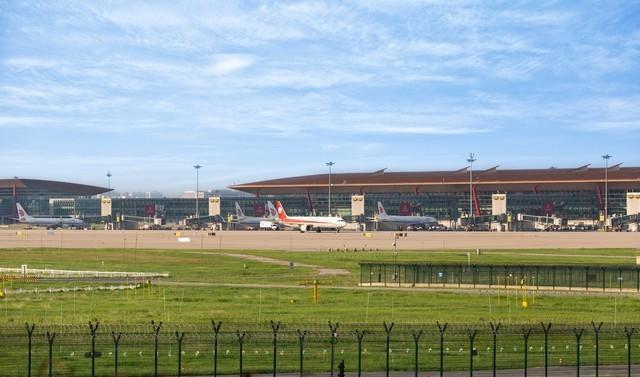 1958年通县专区加入北京，另外4个县先被北京拒绝	，又被天津拒绝