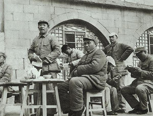 刘子厚，河北任县人	，曾任湖北省长	、三门峡工程局长、河北省书记