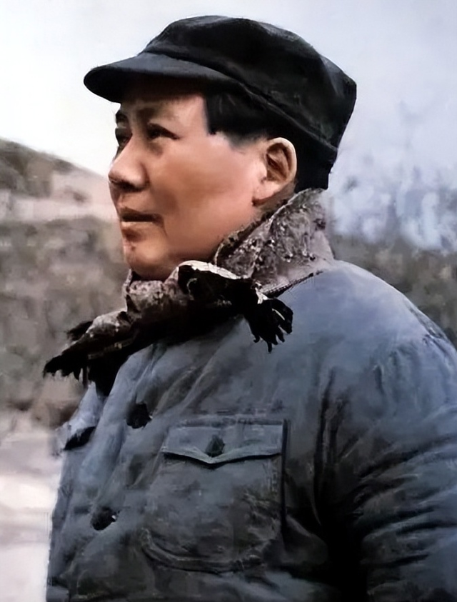 长征结束后，周恩来才向毛主席坦白一事，毛怒答：我当面问贺子珍