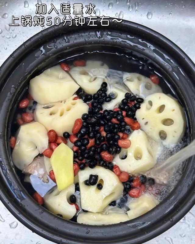 吃一斤它等于吃10只鸡，一降血脂、二降血糖、三降胆固醇，别不懂