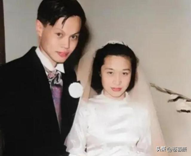 演都不演了！杨振宁去世仅7天，恶心的一幕出现，结局大快人心