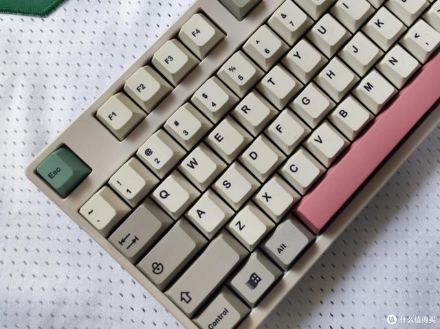 Filco 圣手二代确实是机械键盘史上的 “现象级” 经典款