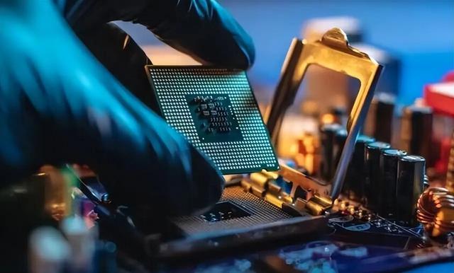 全都“叛变”了，台积电、三星接连宣布，中国停止采购了？