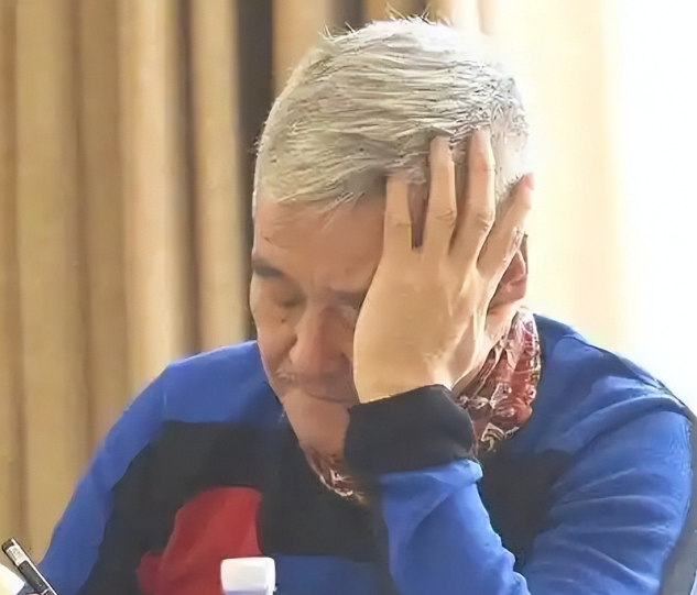 网暴案胜诉仅1月，56岁大衣哥辟谣跳楼身亡，头疼的何止他一人