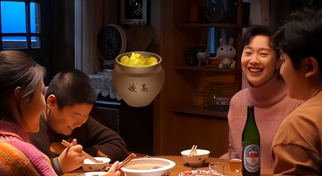 许亚军捧着，段奕宏护着，郭京飞宠着，演了55部戏，41岁终于红了