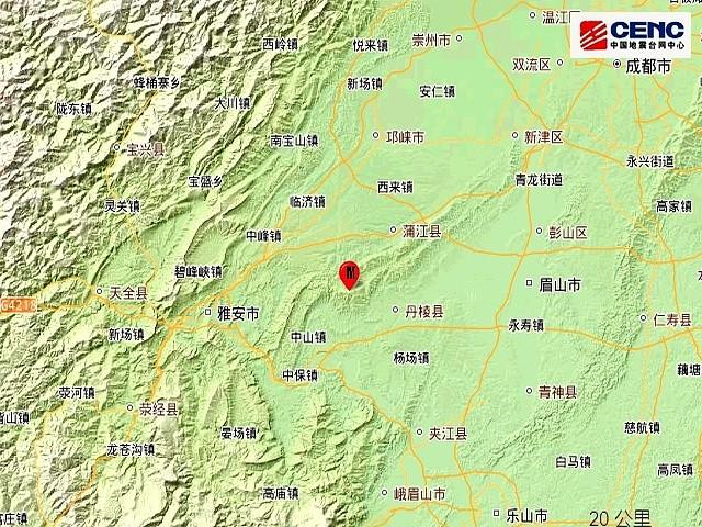 四川今晨突发地震。网友：“在睡梦中一下被摇醒”