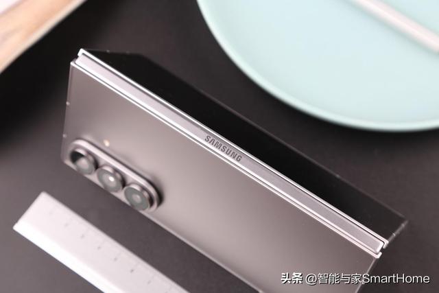 轻薄、性能、影像的铁三角 深度体验三星Galaxy Z Fold7