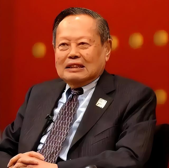 翁帆没想到，原来这才是杨振宁留下的“遗产”！短短八字价值千金