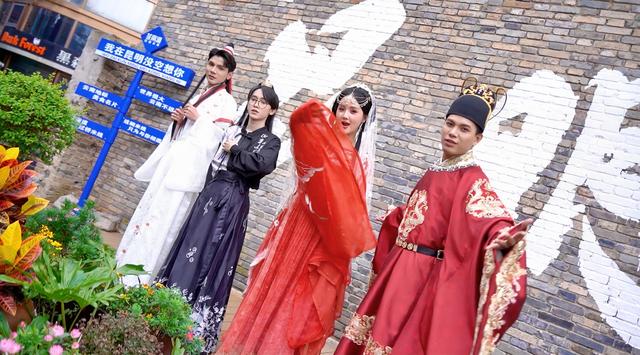 【外眼看云南】以脚步丈量，用镜头传播：他们成为和美云南“海外代言人”