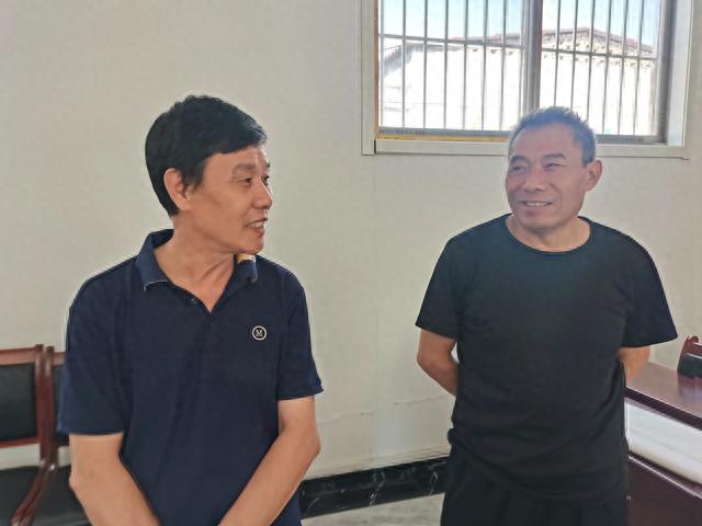 书画名家捐赠墨宝 助力乡村文化建设
