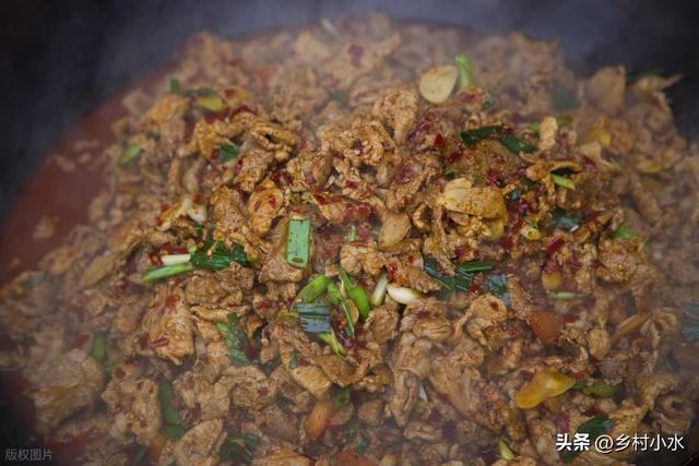 “冷不冷，就看小雪”，明日小雪，2025年冬天很冷吗？