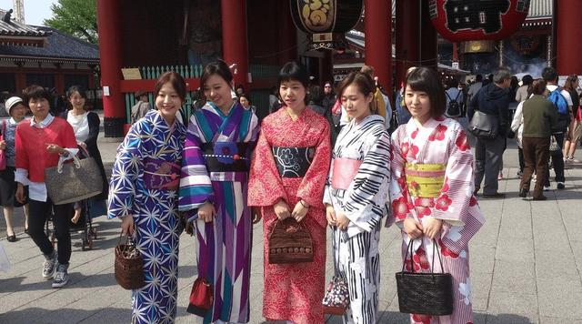 收到天大好消息后，高市早苗对中国提了一个要求，断定中国会松口