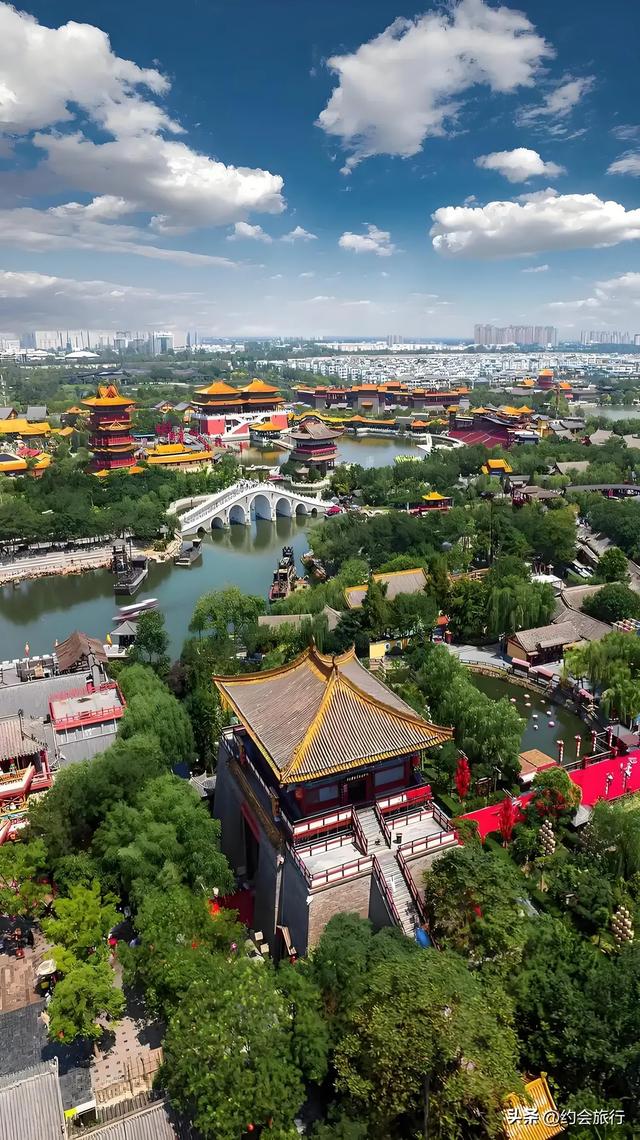 别再吹“网红景区”了！清明上河园这波操作，打了多少景区的脸？