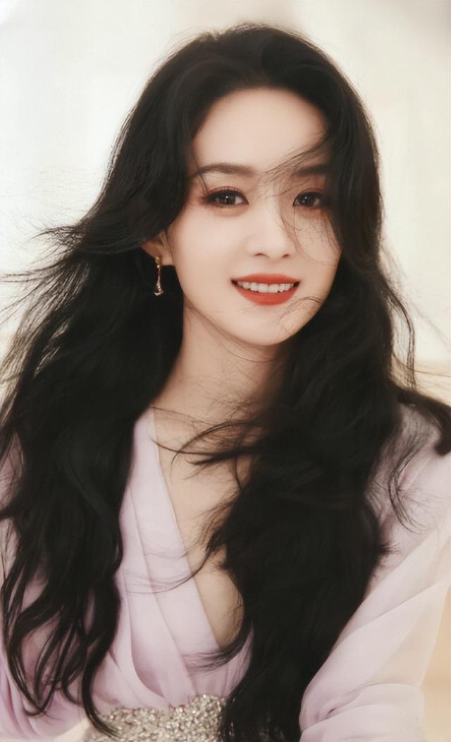 冯绍峰也没想到，被官媒高调官宣喜讯的赵丽颖，证实陈晓没说错