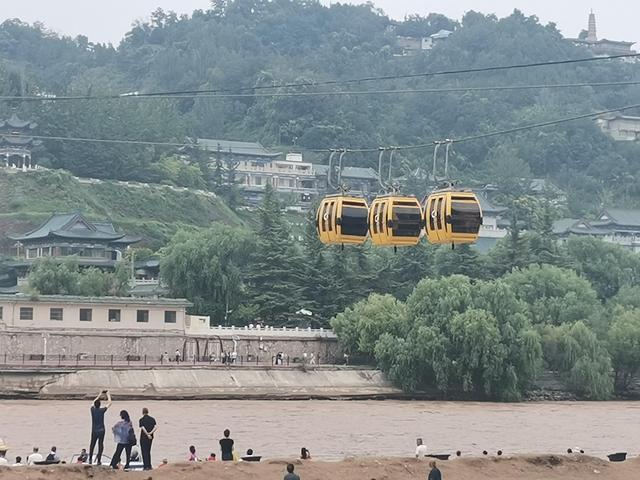 “最佳避暑旅游城市”兰州迎来暑期旅游热潮