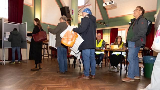 中国反制生效！“强抢”安世半导体后，荷兰政府倒台