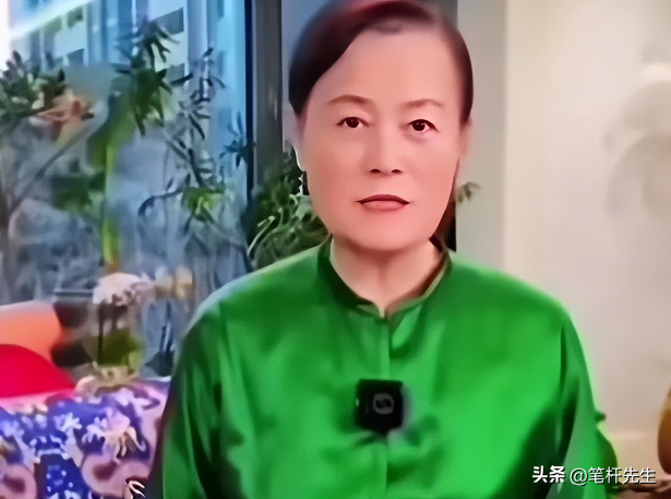杜建英同学炮轰宗馥莉！没教养很恶毒，评论区沦陷，黑料被扒出