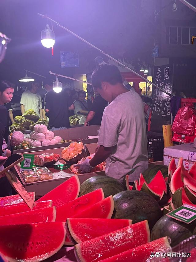 南宁琅西夜市，吃美食的好去处！