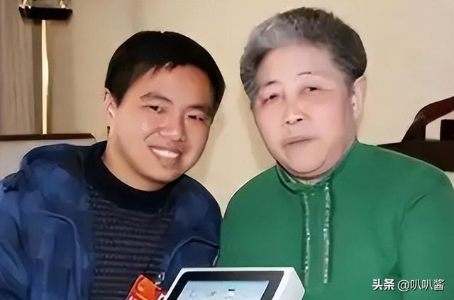 潜伏我国30年美国辣酱巨头，年入450亿击败老干妈，被误认是国货