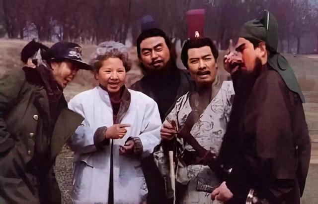 王扶林眼光毒辣！揭秘李姓演员耍大牌，后因唐国强被投诉到央视