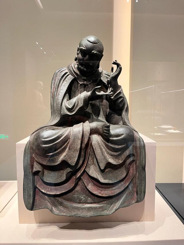参观楚文化博物馆，了解五国都城寿县的悠久历史