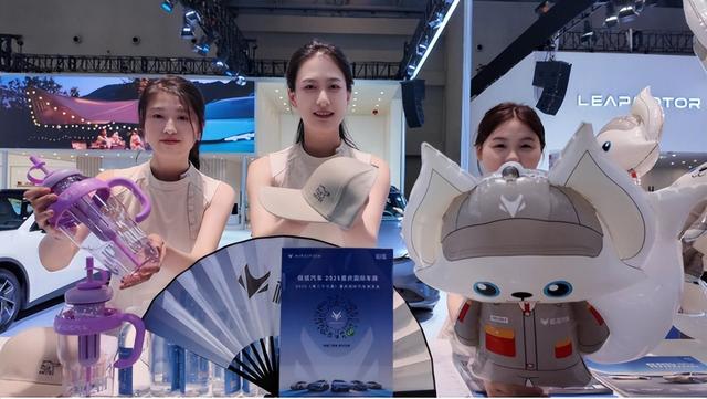 收下这份「活动攻略」，本周末晒太阳、遛娃、逛吃巴适惨！