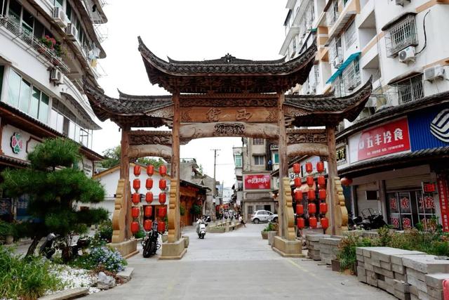 找到了浙江版“大鱼海棠”，人少景美饭好吃！