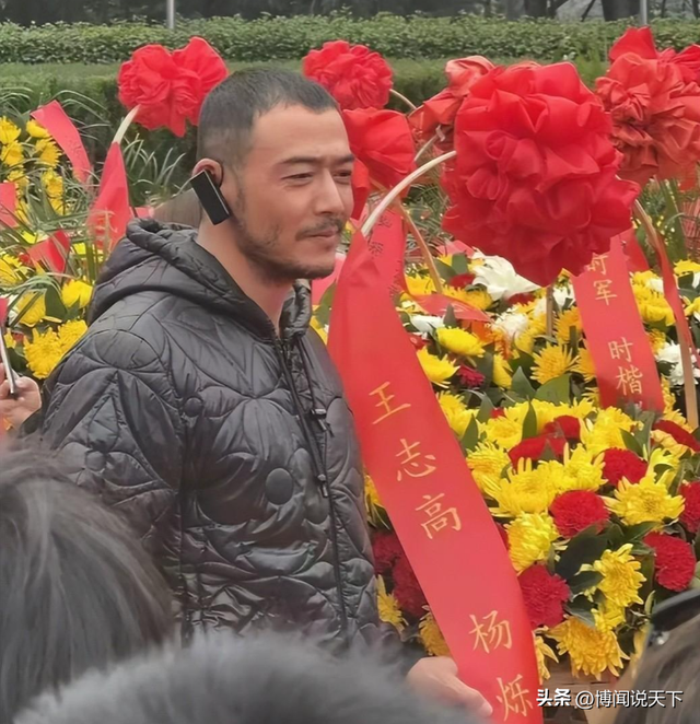 不顾央视警告顶风作案，与刘涛传绯闻的杨烁，如今下场怪不得别人