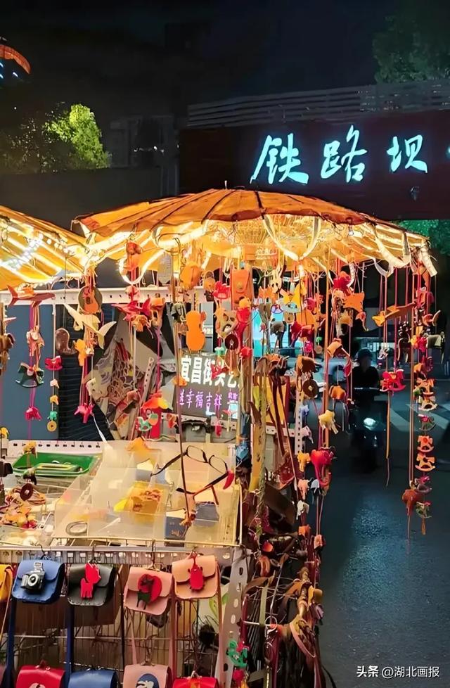 【知音湖北】荆楚不夜天·湖北“夜游”点亮你的仲夏浪漫（二）