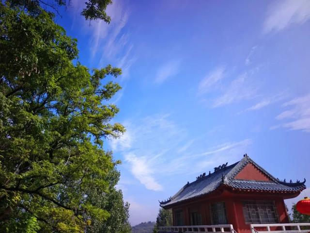 秋雨初霁，腊山如画
