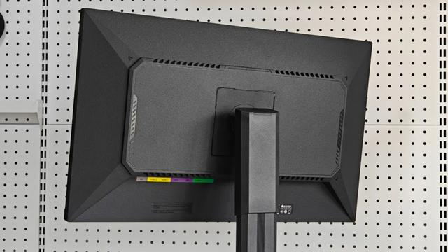 4K 160Hz电竞显示器价格新低 泰坦军团P2710V节能版评测