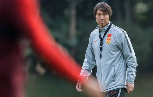 维持原判，中国足球国家队原主教练李铁，被判处有期徒刑20年。