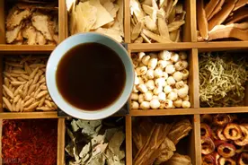 胃痛胃胀、打嗝反酸不用怕，这七味清水一煮，轻松解决脾胃问题！图片