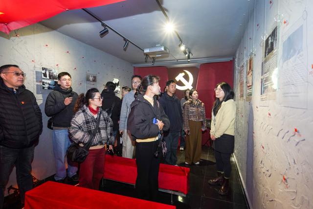 信仰如梅，生活如诗——记“宁扬e心”小红梅党建阵地之行