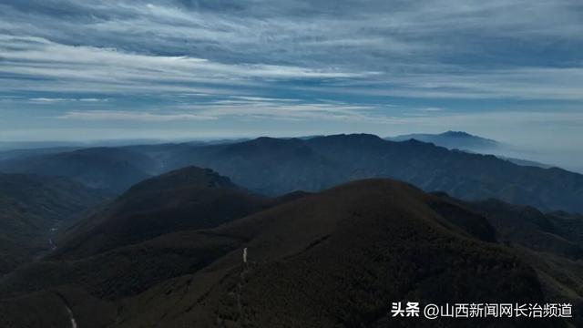 沁源的秋：一半湛蓝，一半绚烂
